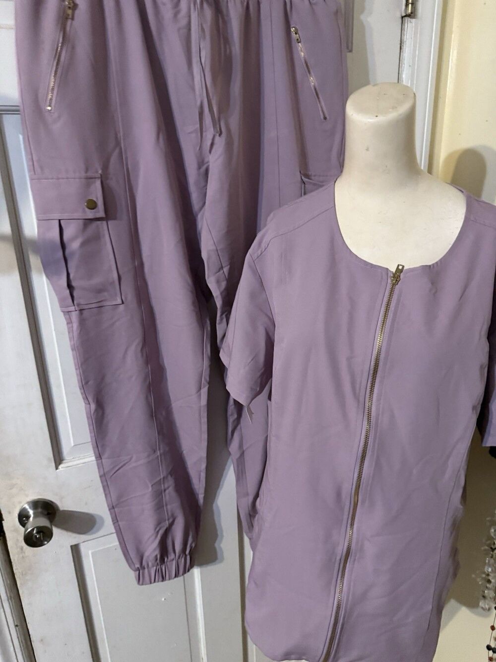 Lilac Custom Made Medical Scrub Set Size XL (16)